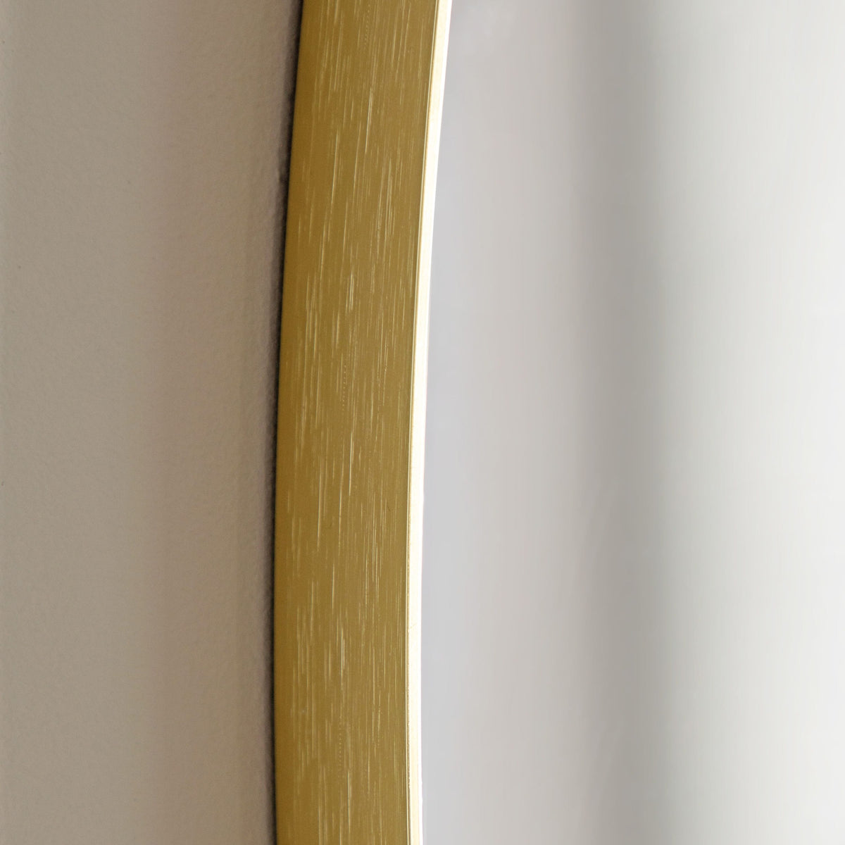 Bodhi Mirrors Holdon Pebble Mirror Gold Large House of Isabella UK