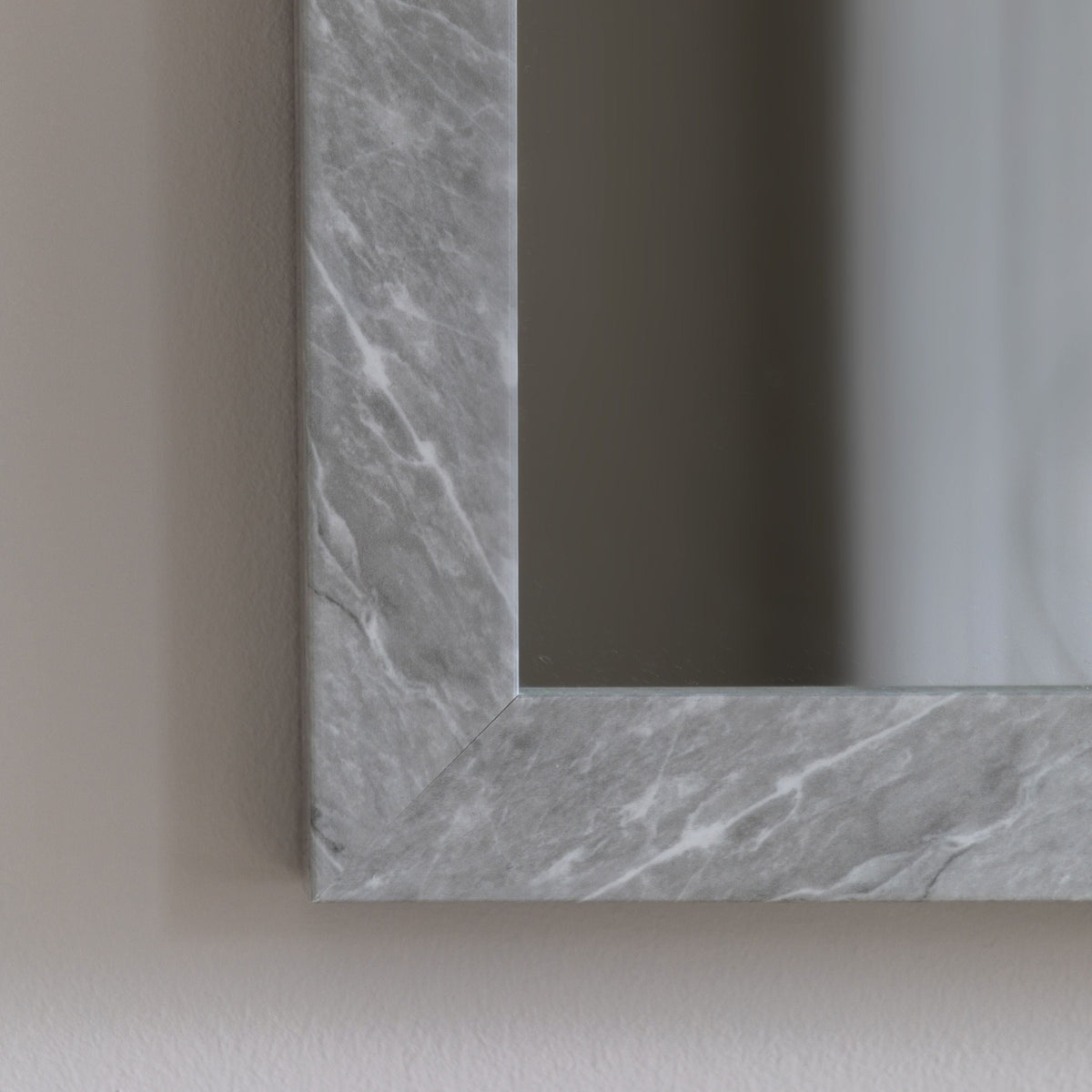 Bodhi Mirrors Romano Mirror Marbled White Small House of Isabella UK