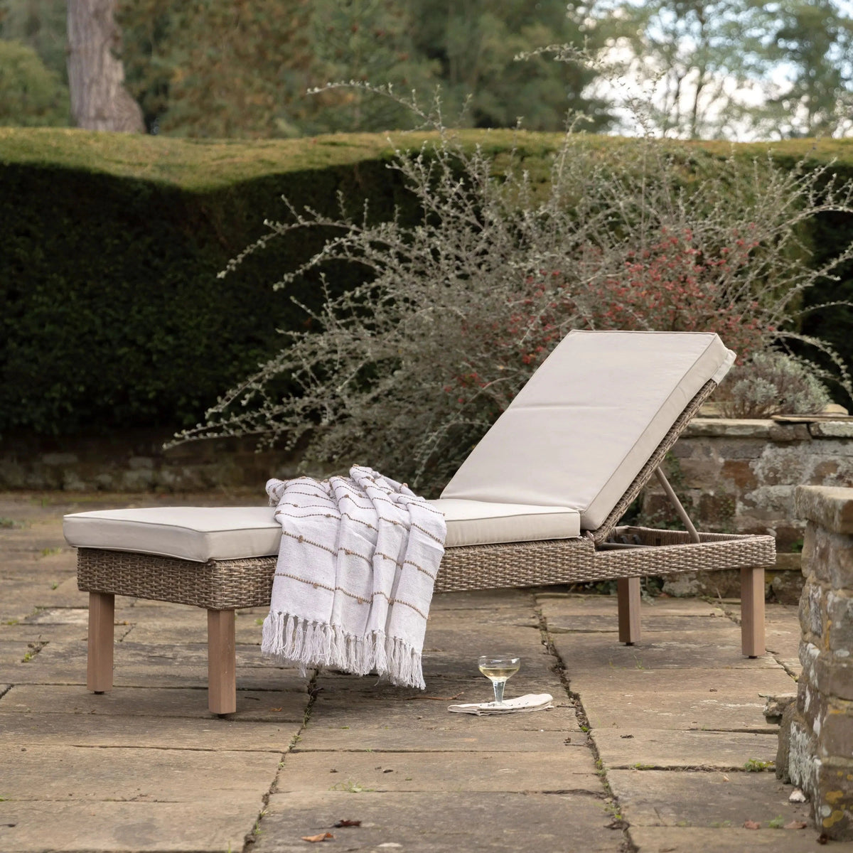 Bodhi Outdoors Anova Lounger House of Isabella UK