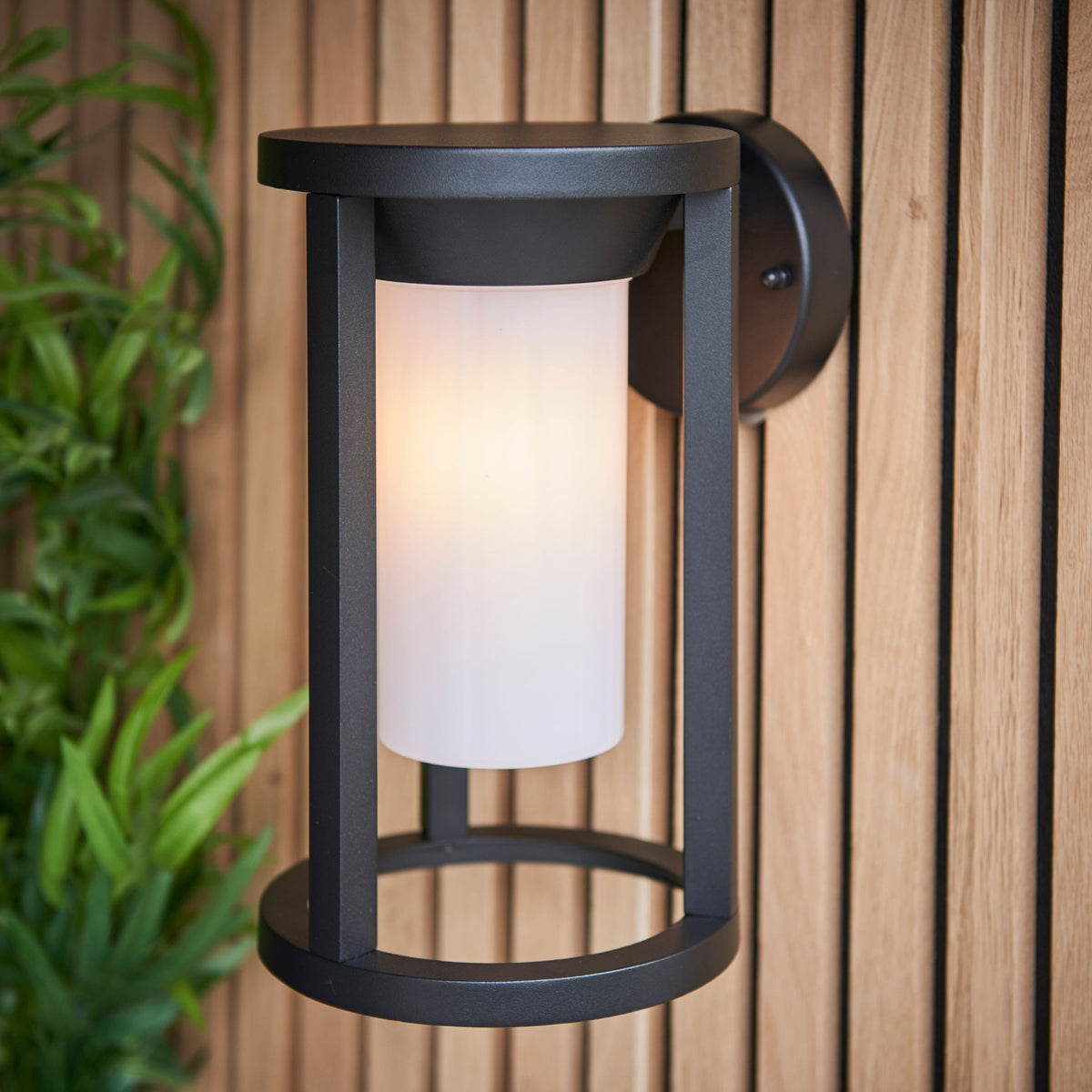 Beaumont Outdoor 1 Wall Light.