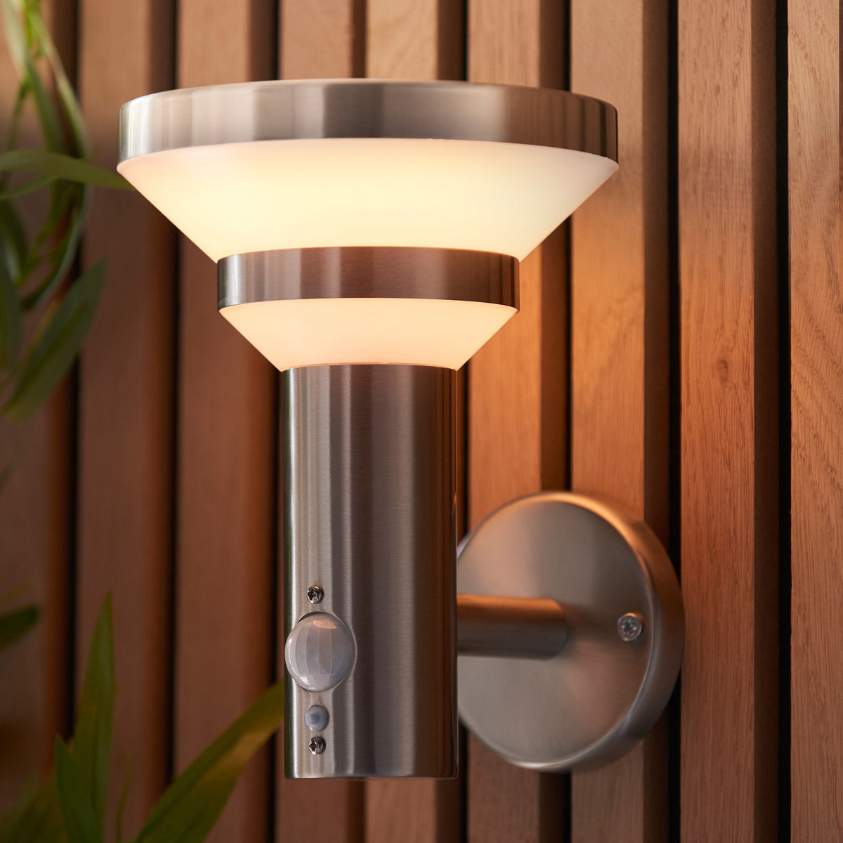 Bewcastle Outdoor 1 Wall Light.