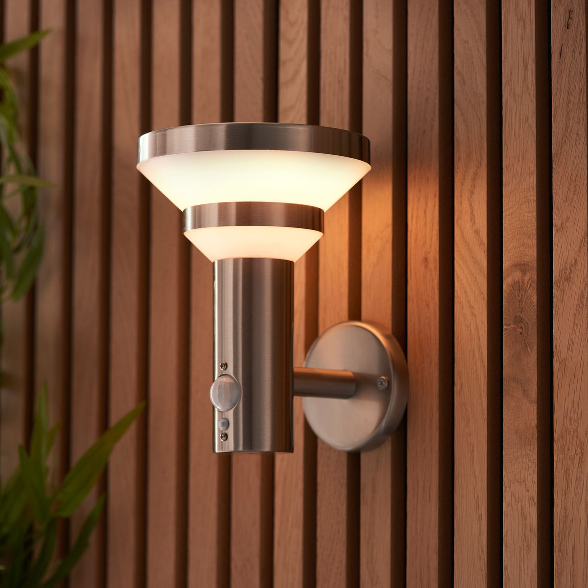 Bewcastle Outdoor 1 Wall Light.