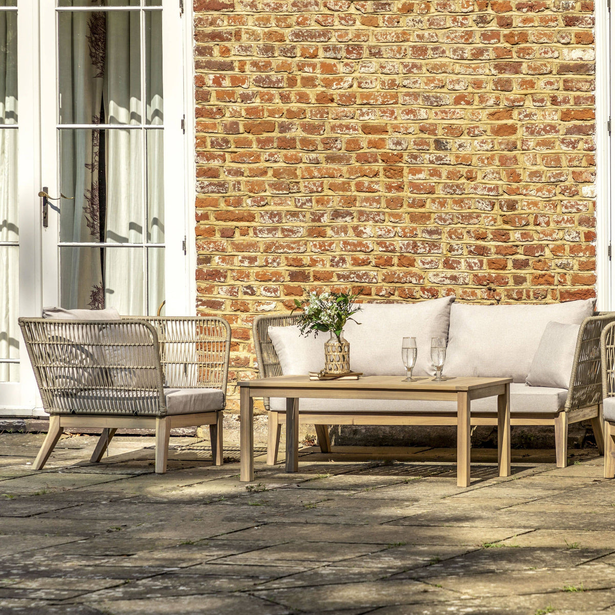 Cataldo Lounge Set Natural.