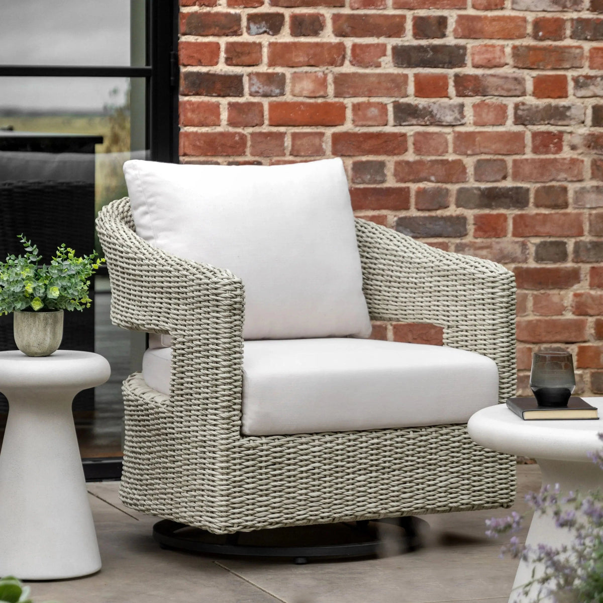 Bodhi Outdoors Harvar Swivel Chair House of Isabella UK