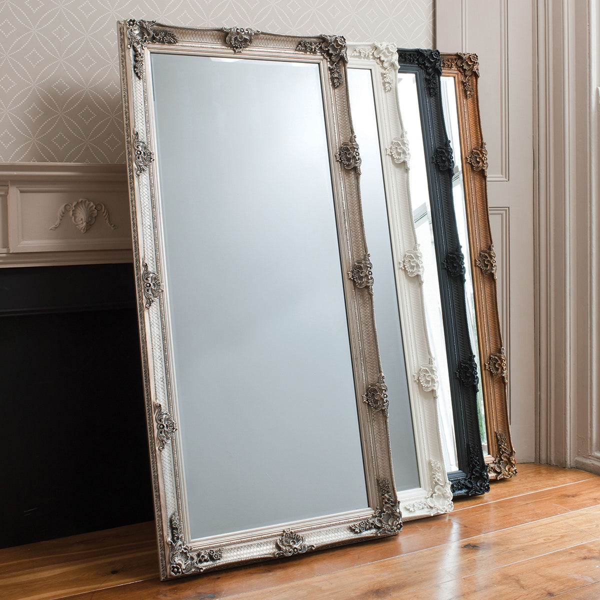 Abbots Leaner Mirror Black 65''x31''.