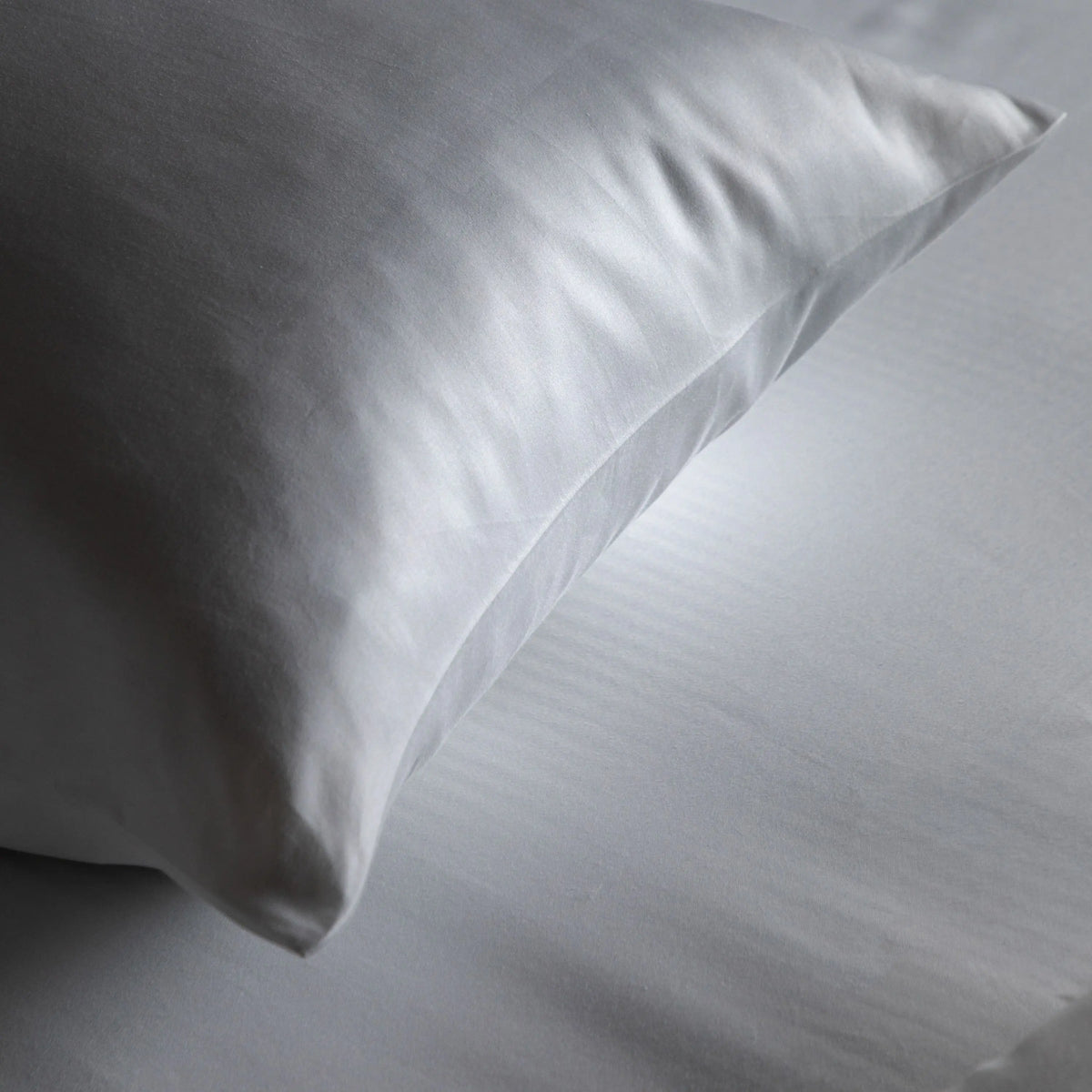Bodhi Sleeping Egyptian Cotton Housewife Pillow Pair House of Isabella UK