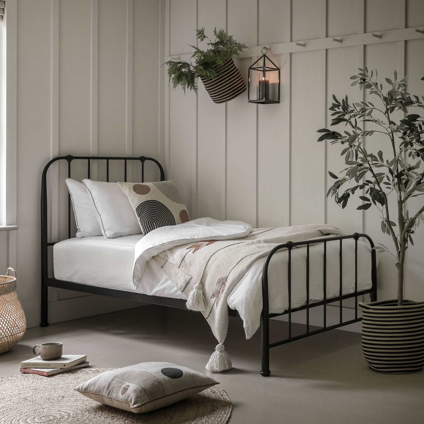 Bodhi Sleeping Upton 3' Bedstead Black House of Isabella UK