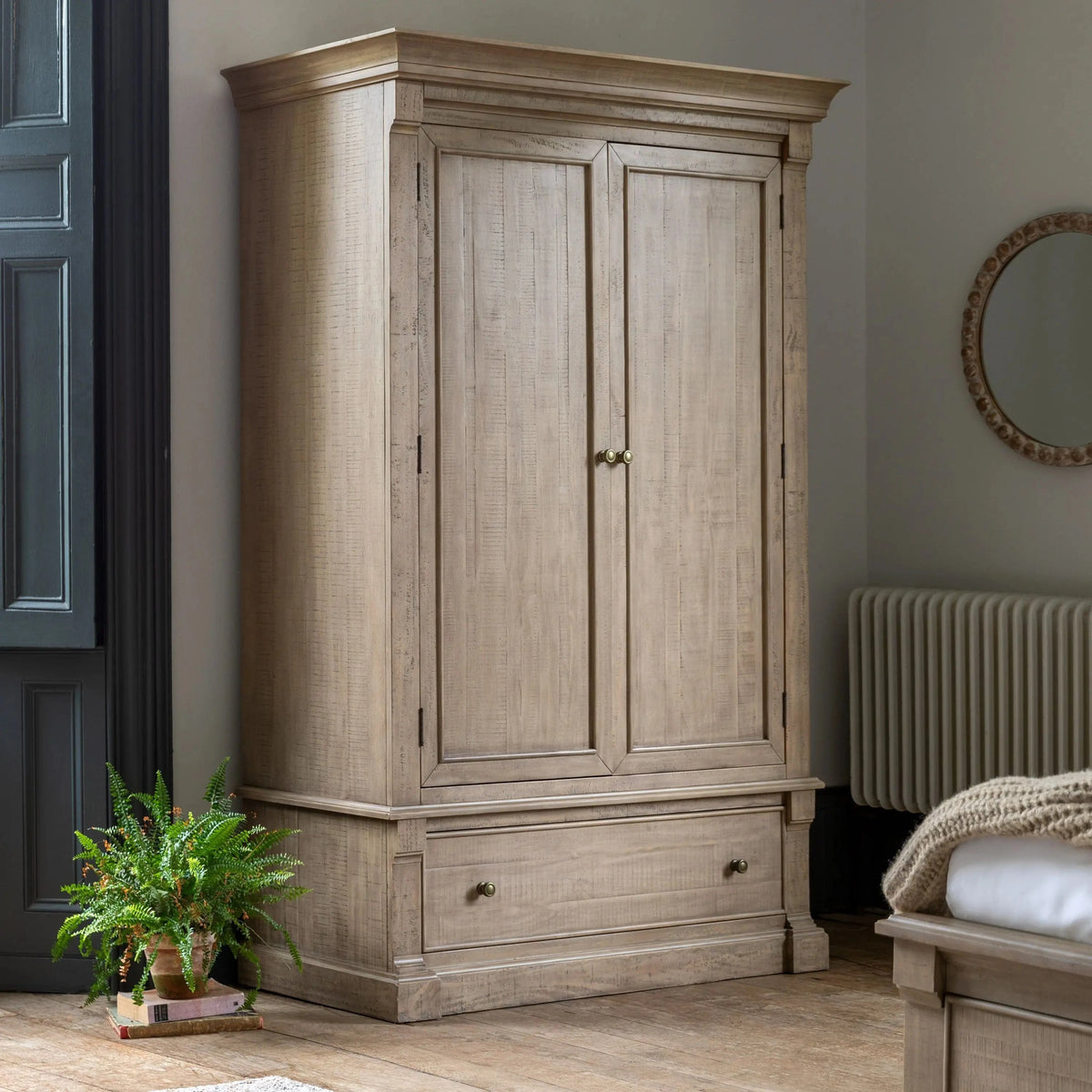 Bodhi Sleeping Vanguard 2 Door Wardrobe House of Isabella UK
