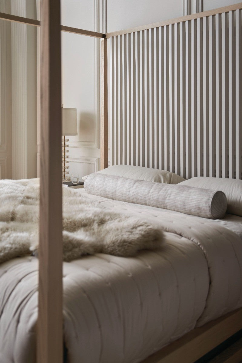 Pinstripe Light US Queen Size Divan Bed Set