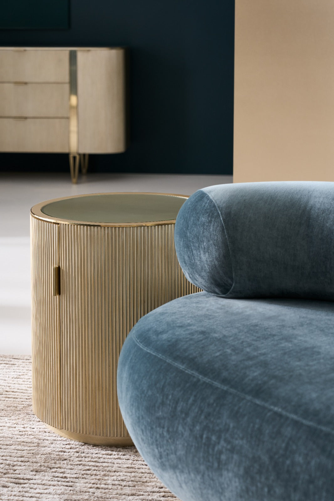 Love Round End Table in Oracle