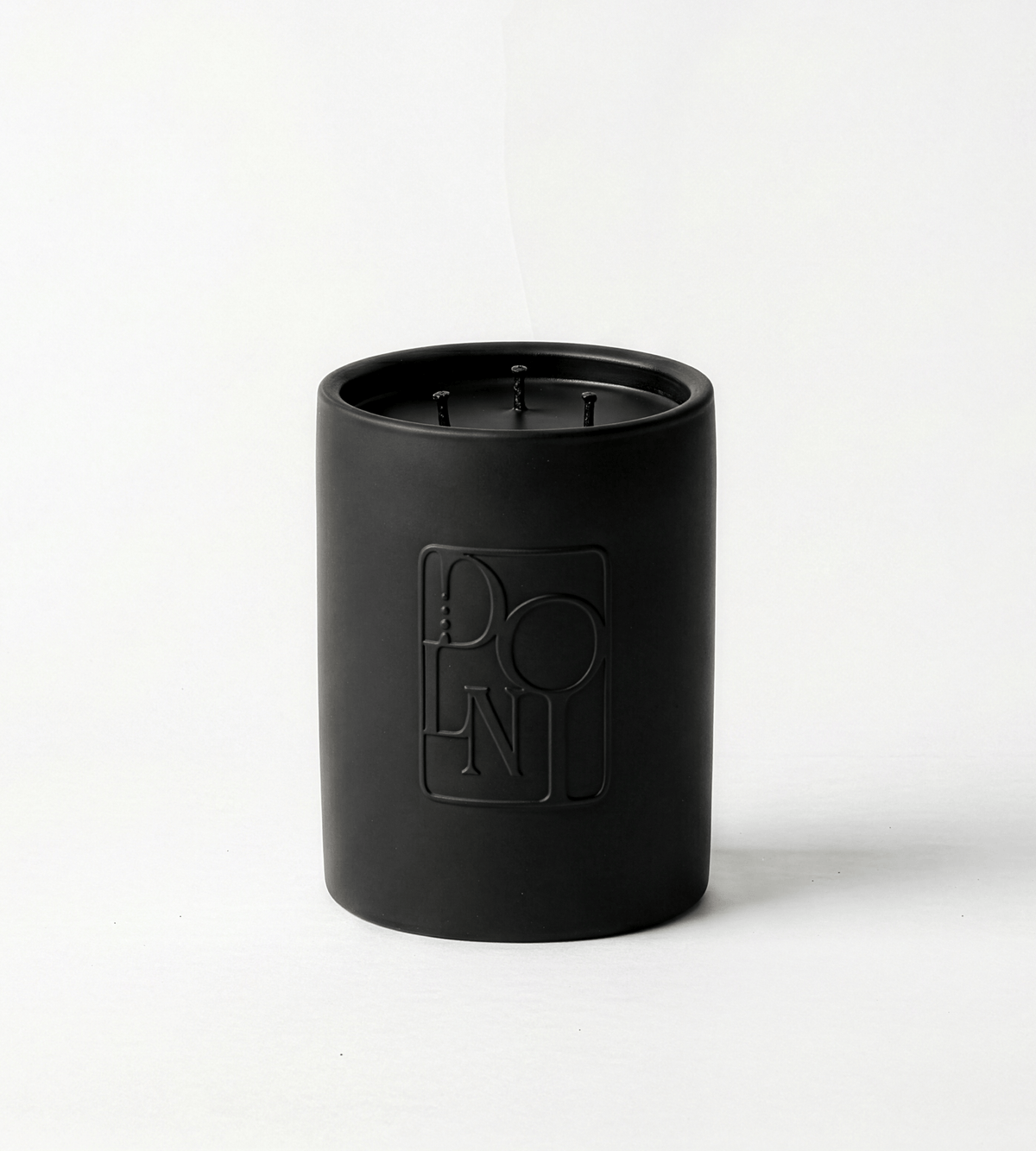 DOLNI CANDLE Dolni Large Black Ceramic 600g Tuberose & Sandalwood Candle House of Isabella UK
