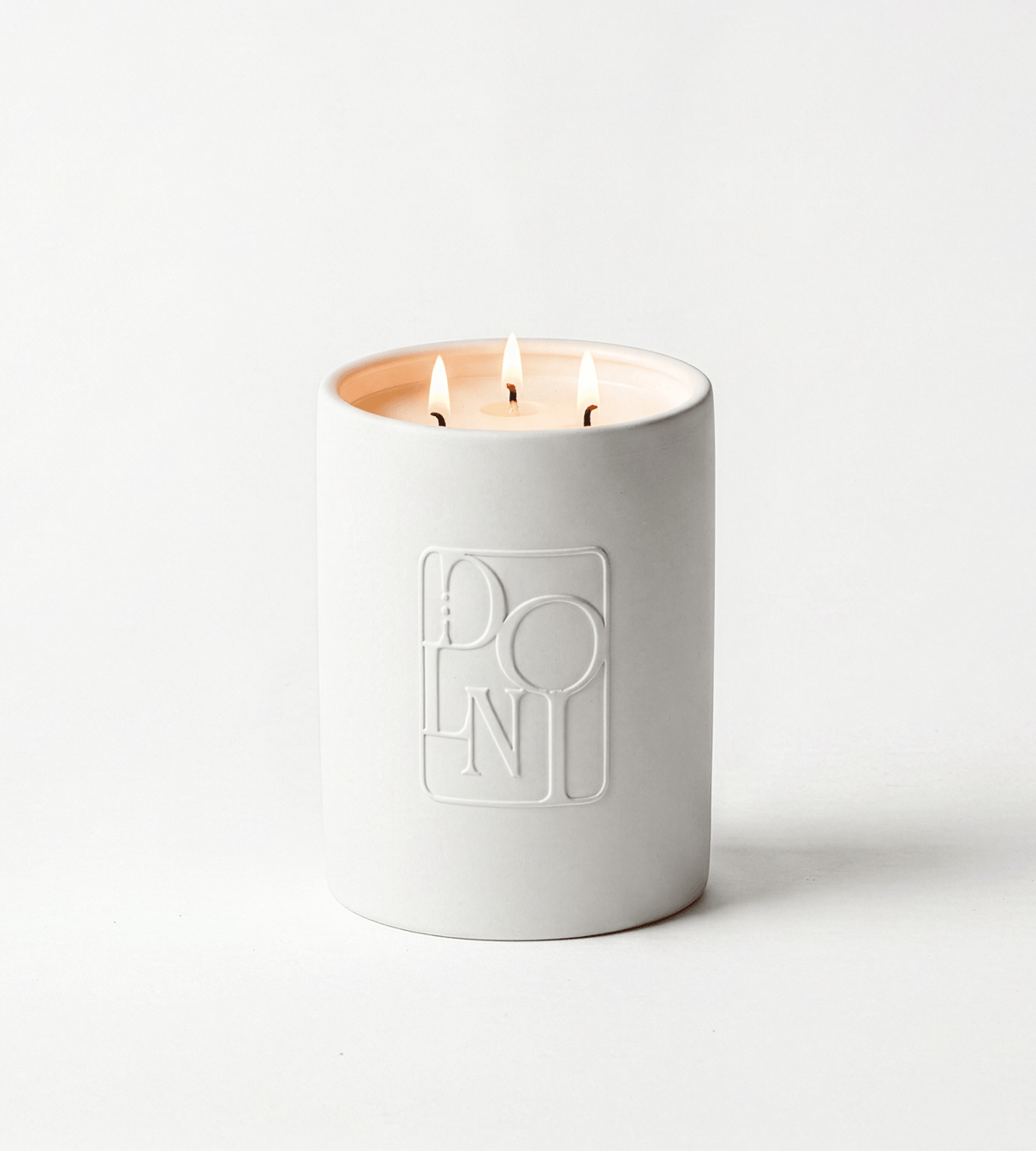 DOLNI CANDLE Dolni Large White Ceramic 600g Amber & Patchouli Candle House of Isabella UK