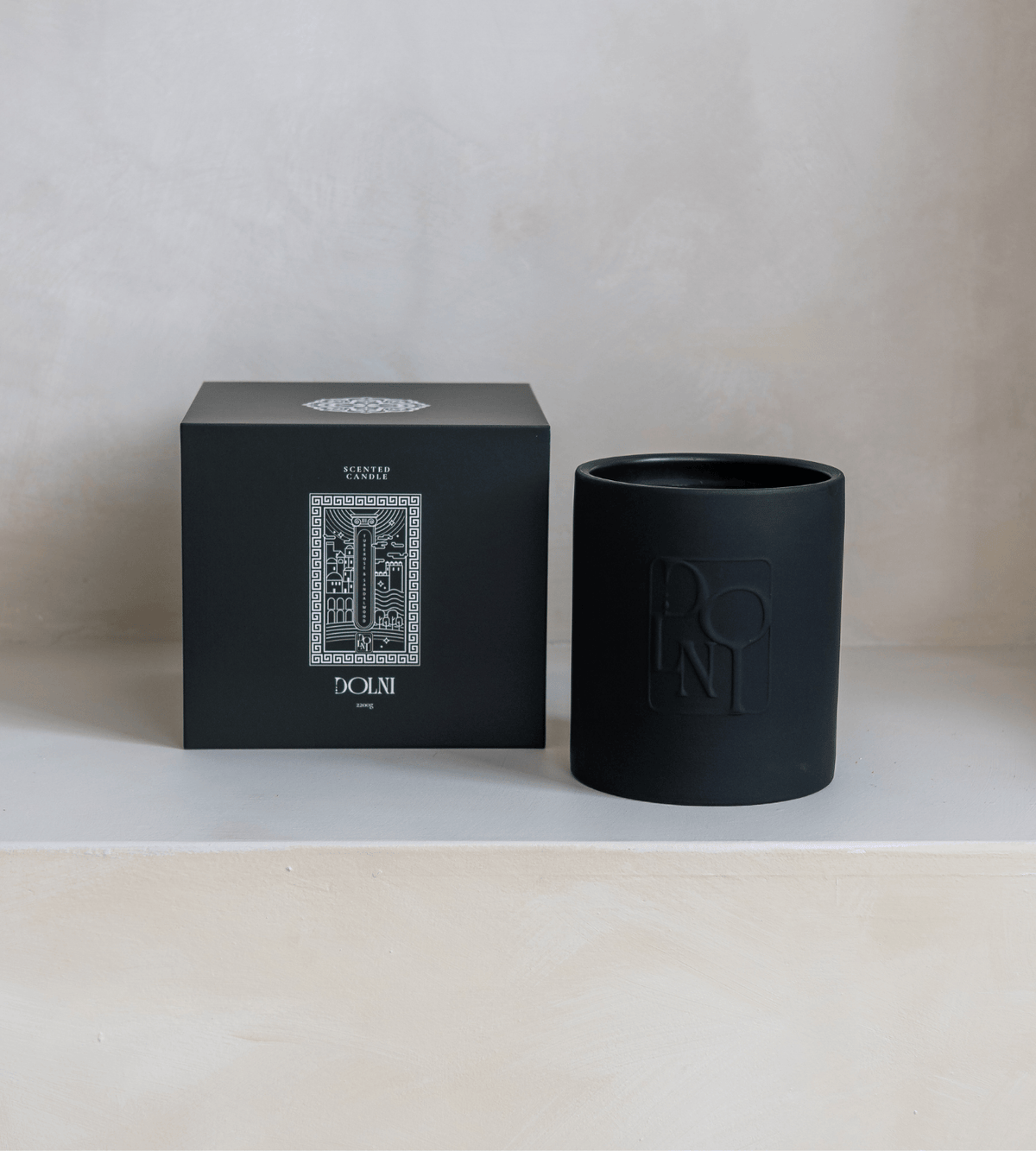 DOLNI CANDLE Dolni XL Black Ceramic 2200g Tuberose & Sandalwood Candle House of Isabella UK