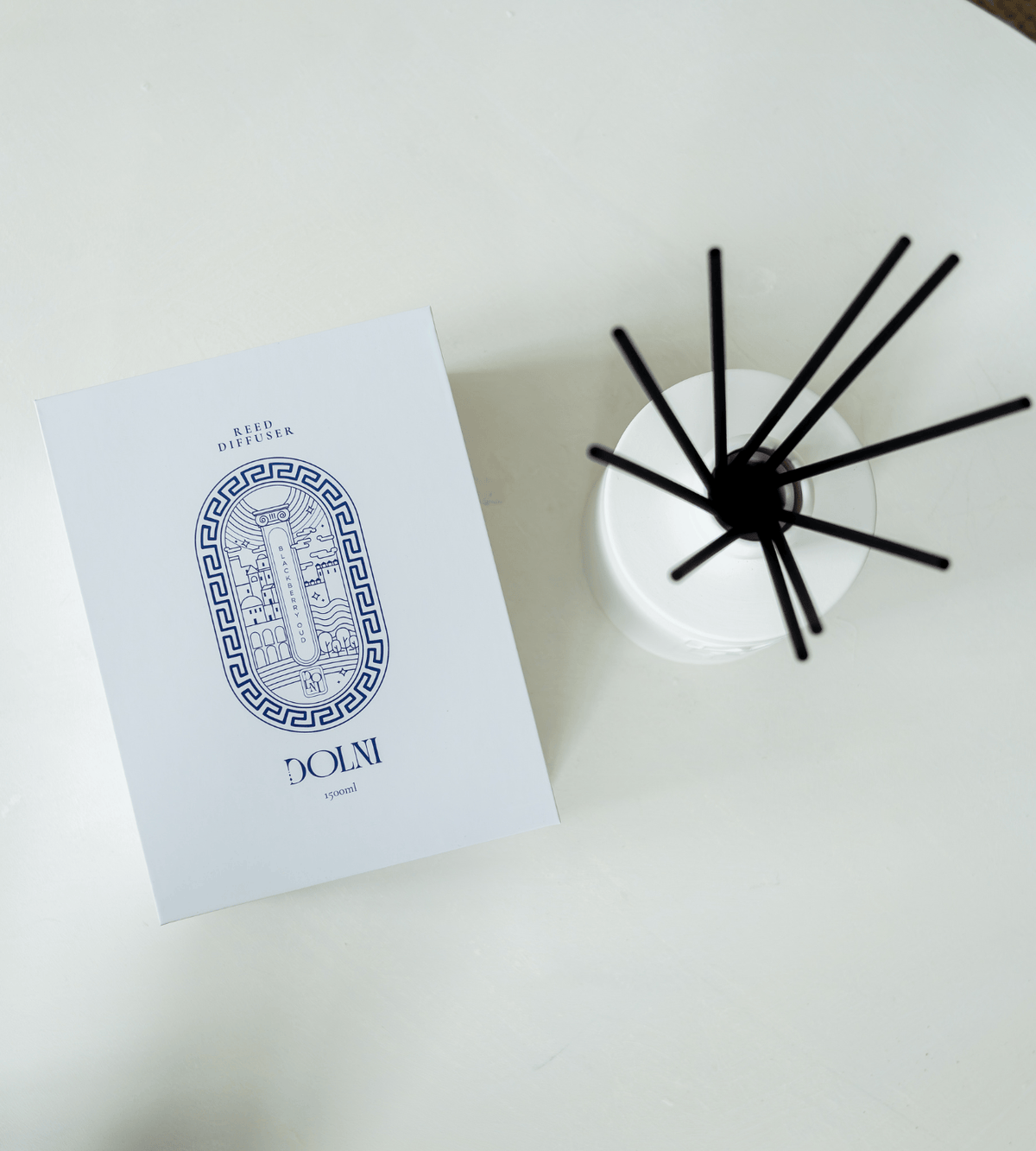 DOLNI REED DIFFUSER Dolni White Ceramic 1500ml Blackberry Oud Reed Diffuser House of Isabella UK