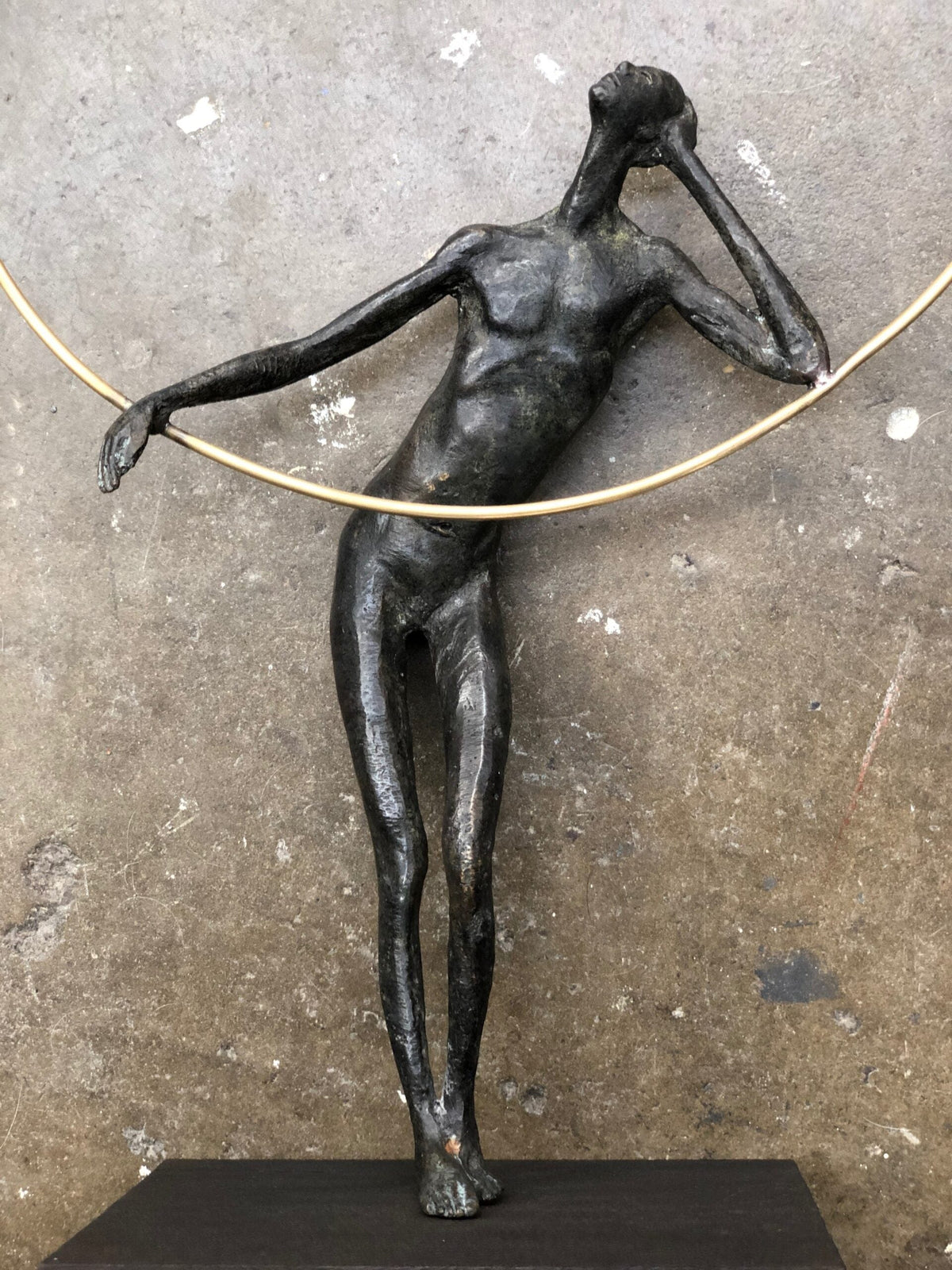 Eccotrading Design London Accessories Bronze Figure With Gold Ring House of Isabella UK