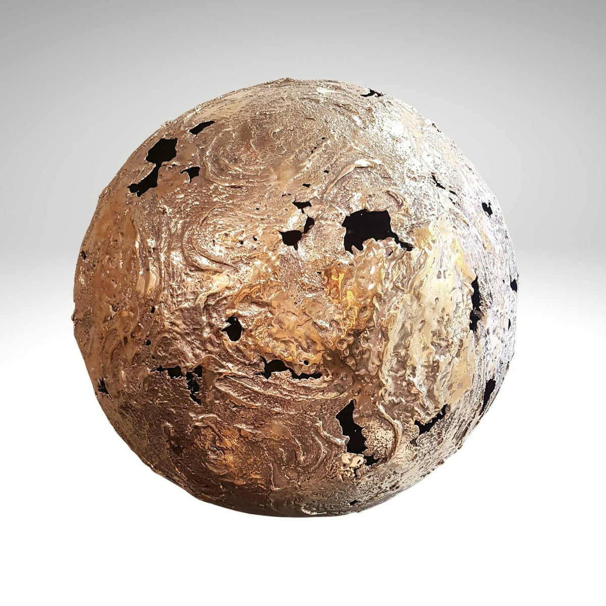 Eccotrading Design London Accessories Bronze Sculpture Globe House of Isabella UK