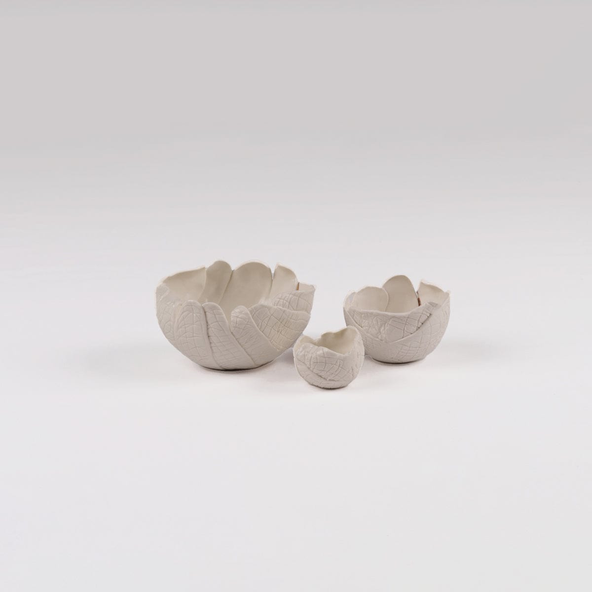 Eccotrading Design London Accessories Porcelain Flower Bowls Set House of Isabella UK