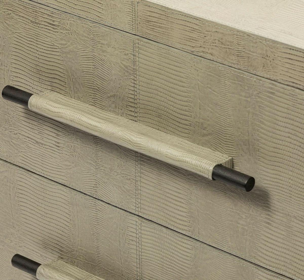 Arlington High Chest Lizard Leather.