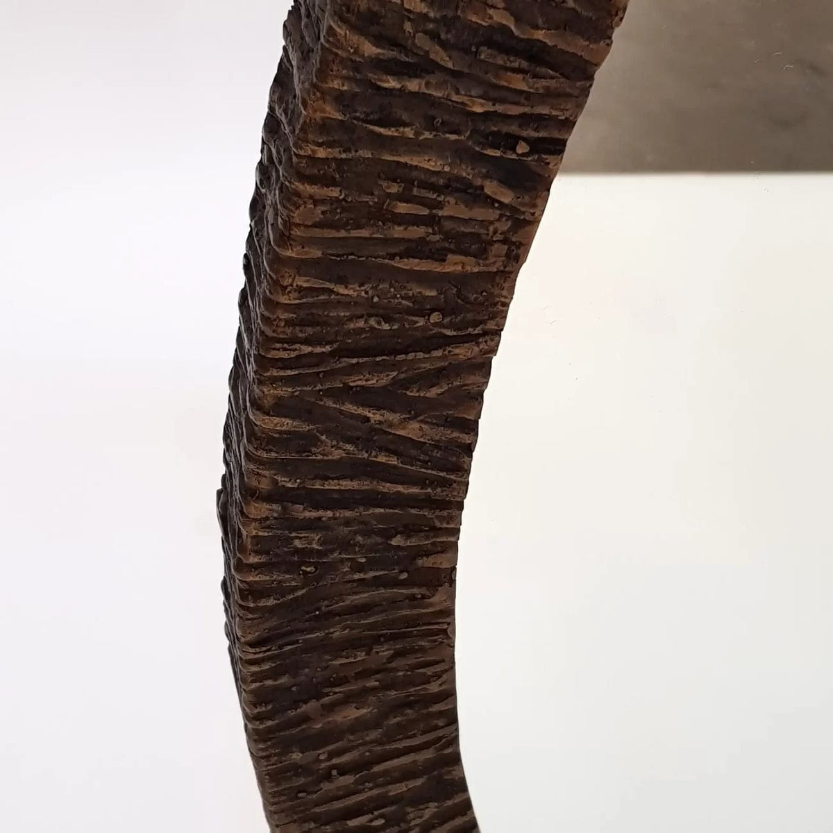 Wode Bronze Dorato Round Mirror.