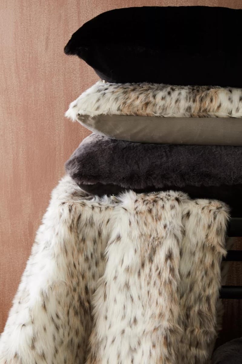 Esperance Accessories Bosie Lamina Black Square Fur Cushion House of Isabella UK