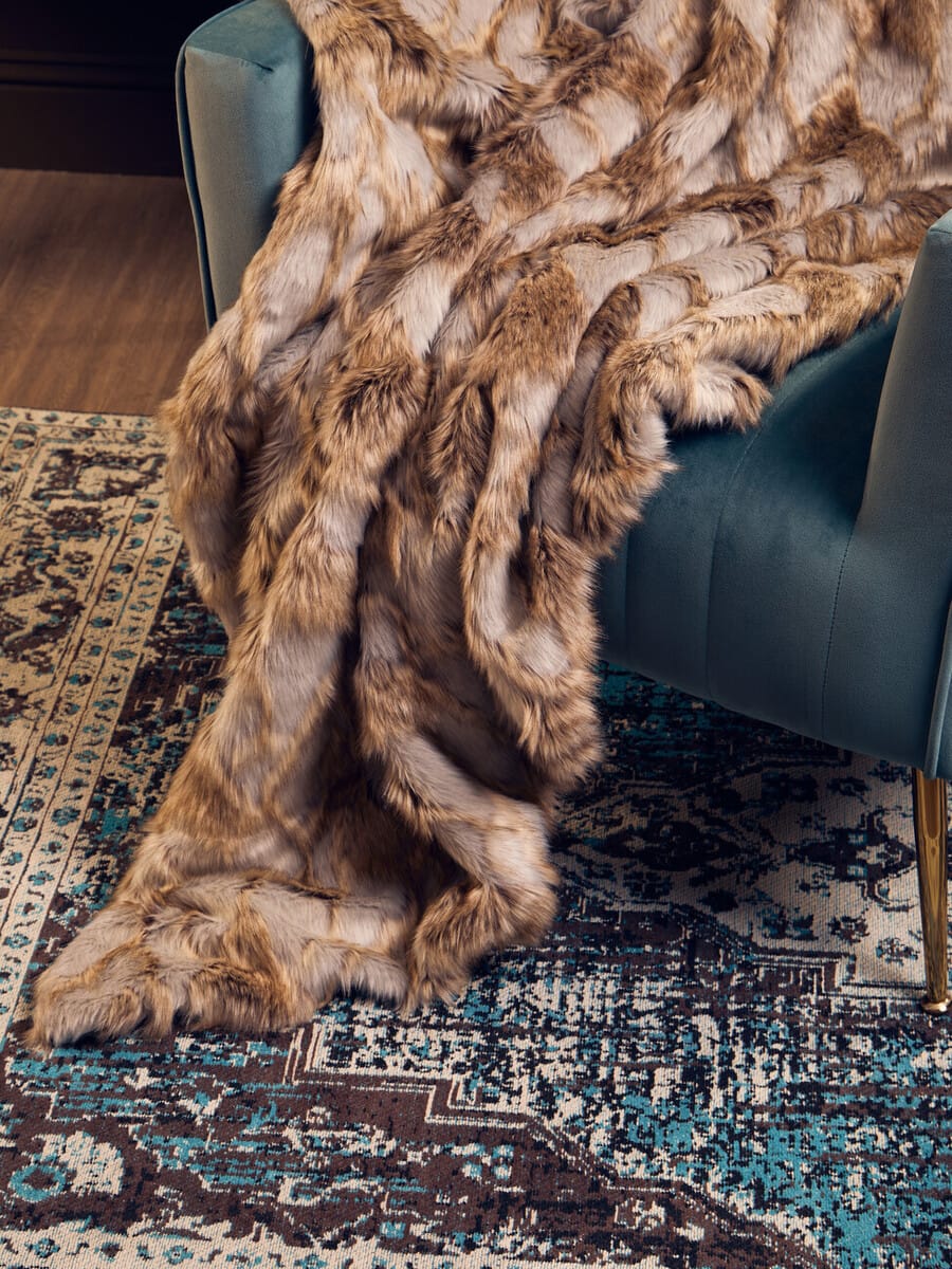Esperance Accessories Bosie Lamina Grey And Natural Fur Throw House of Isabella UK