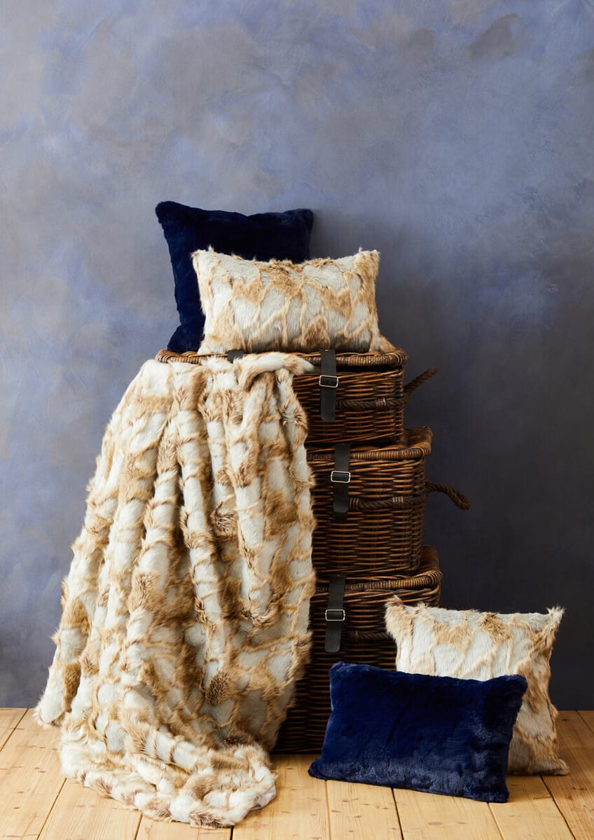 Esperance Accessories Bosie Lamina Grey And Natural Fur Throw House of Isabella UK