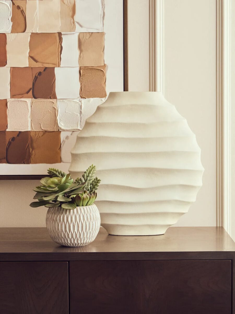 Esperance Accessories Mira Large Ivory Finish Rippled Round Vase House of Isabella UK