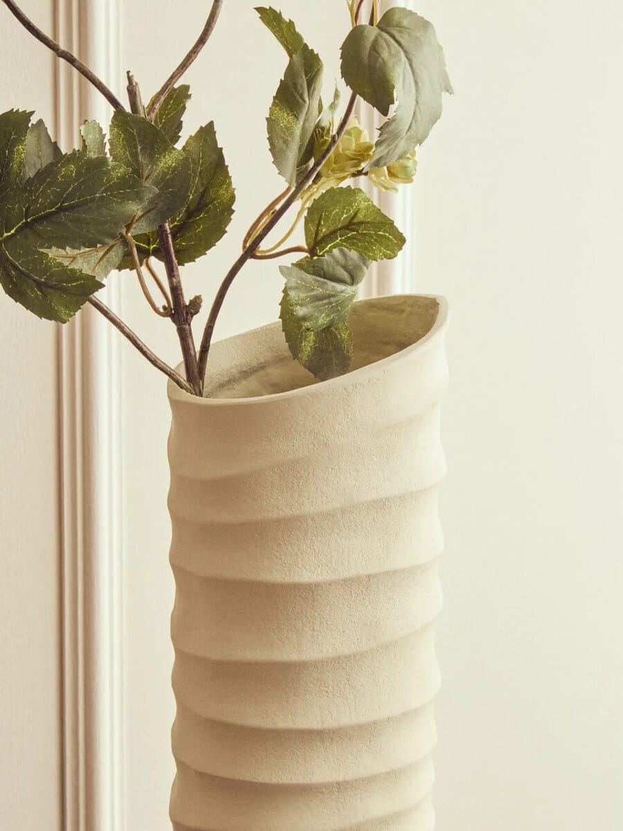 Esperance Accessories Mira Large Ivory Finish Rippled Vase House of Isabella UK