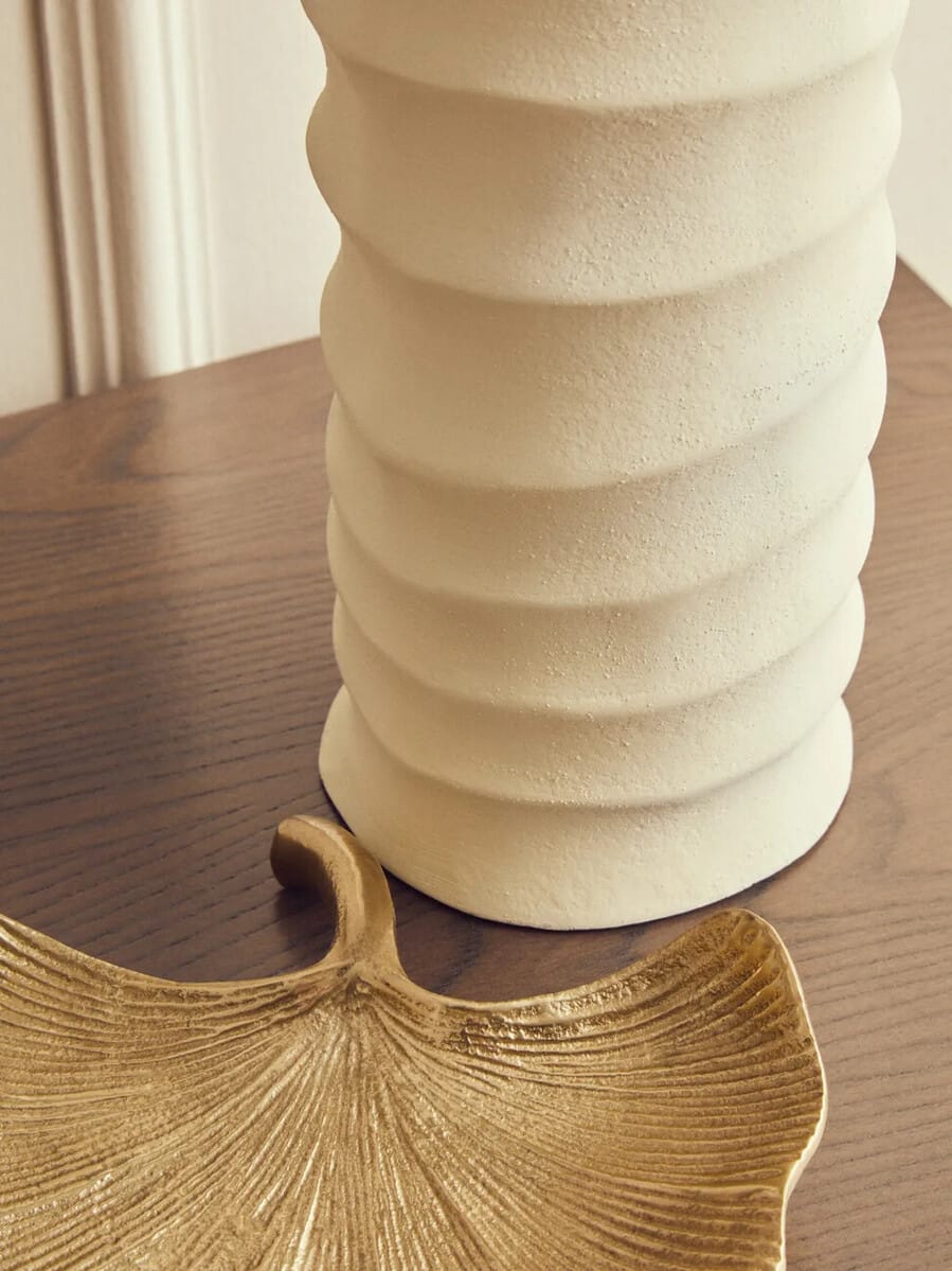 Esperance Accessories Mira Small Ivory Finish Rippled Vase House of Isabella UK