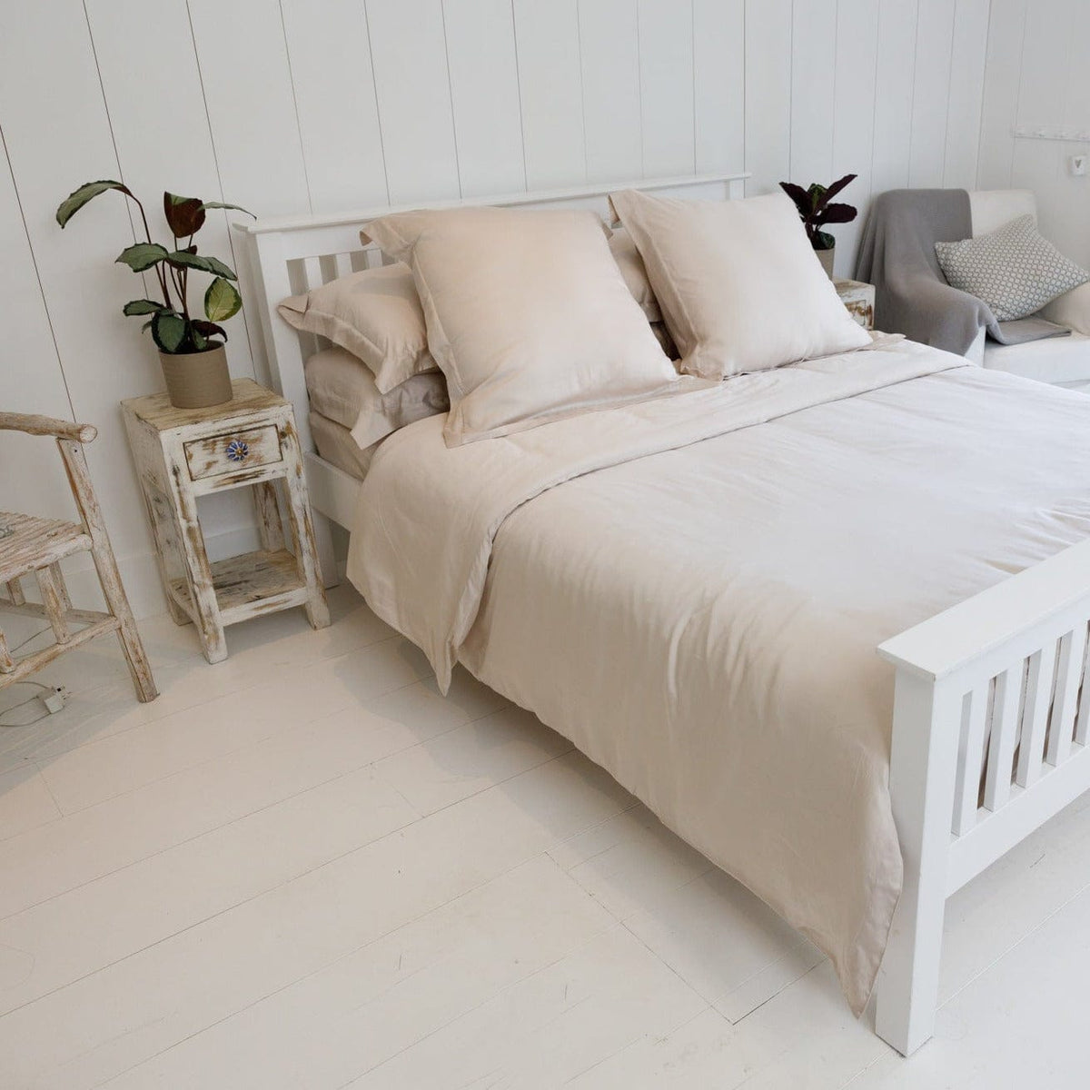 Ethical Bedding™ Bed Sheets King / Grey Flat Sheet in Grey (Eucalyptus Silk) House of Isabella UK