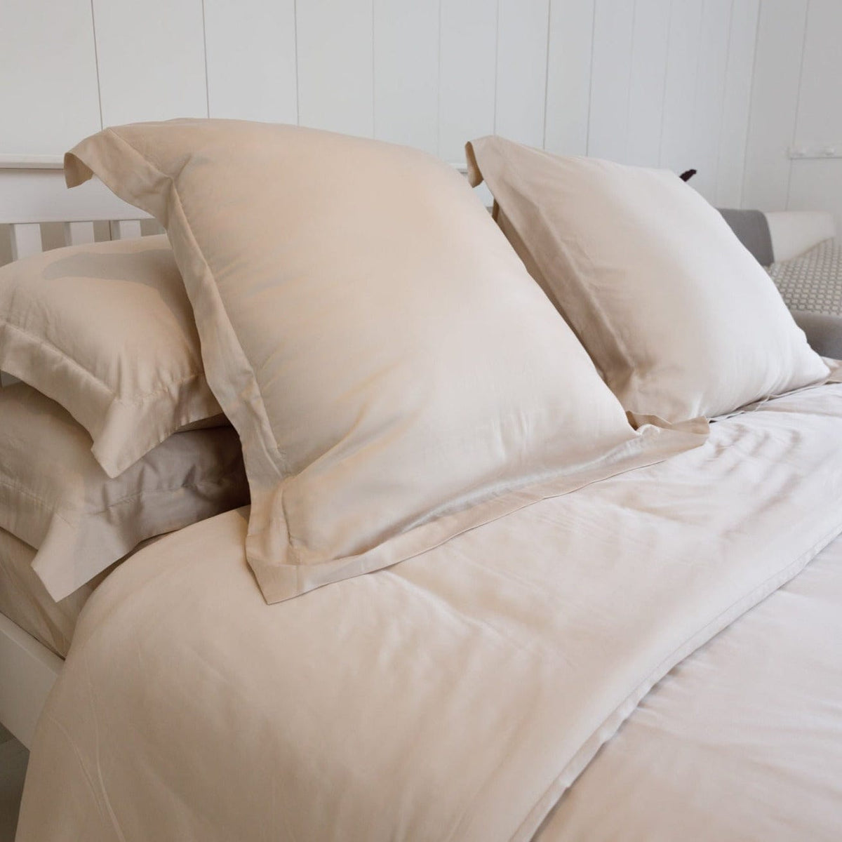 Ethical Bedding™ Bedding Sets/Bundles Winter Move In Bundle in White House of Isabella UK