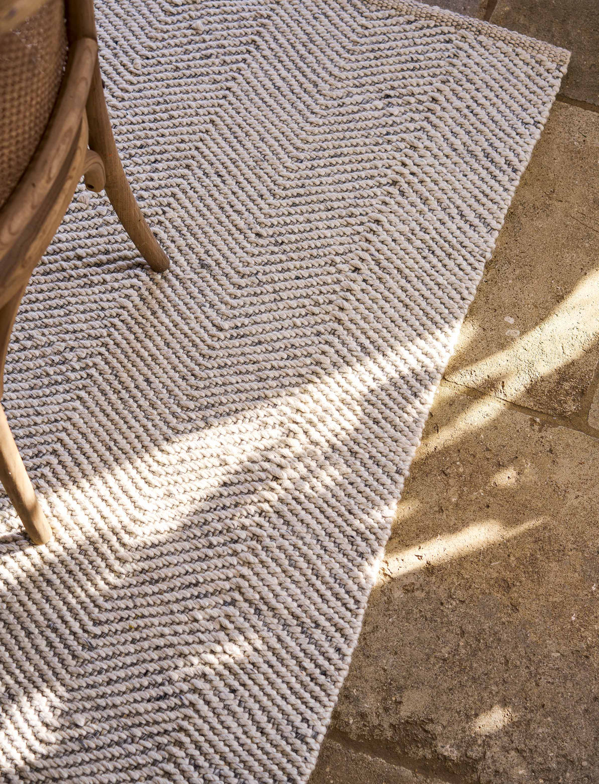 Garden Trading Accessories Ampney Rug 160x230cm Natural Wool House of Isabella UK