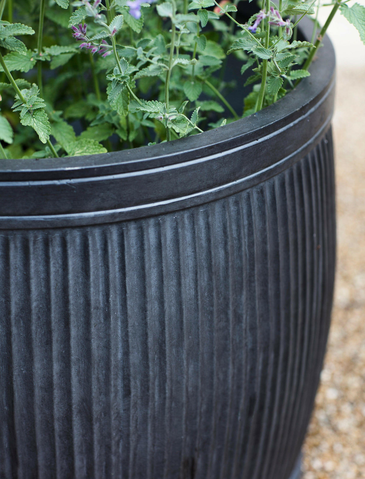 Set of 2 Bathford Round Planters.