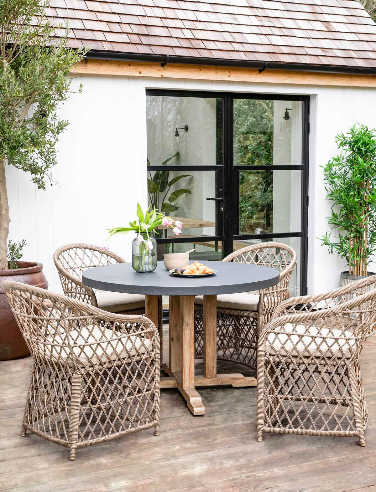 Garden Trading Dining Burcot Round Dining Table Medium Slate Grey House of Isabella UK