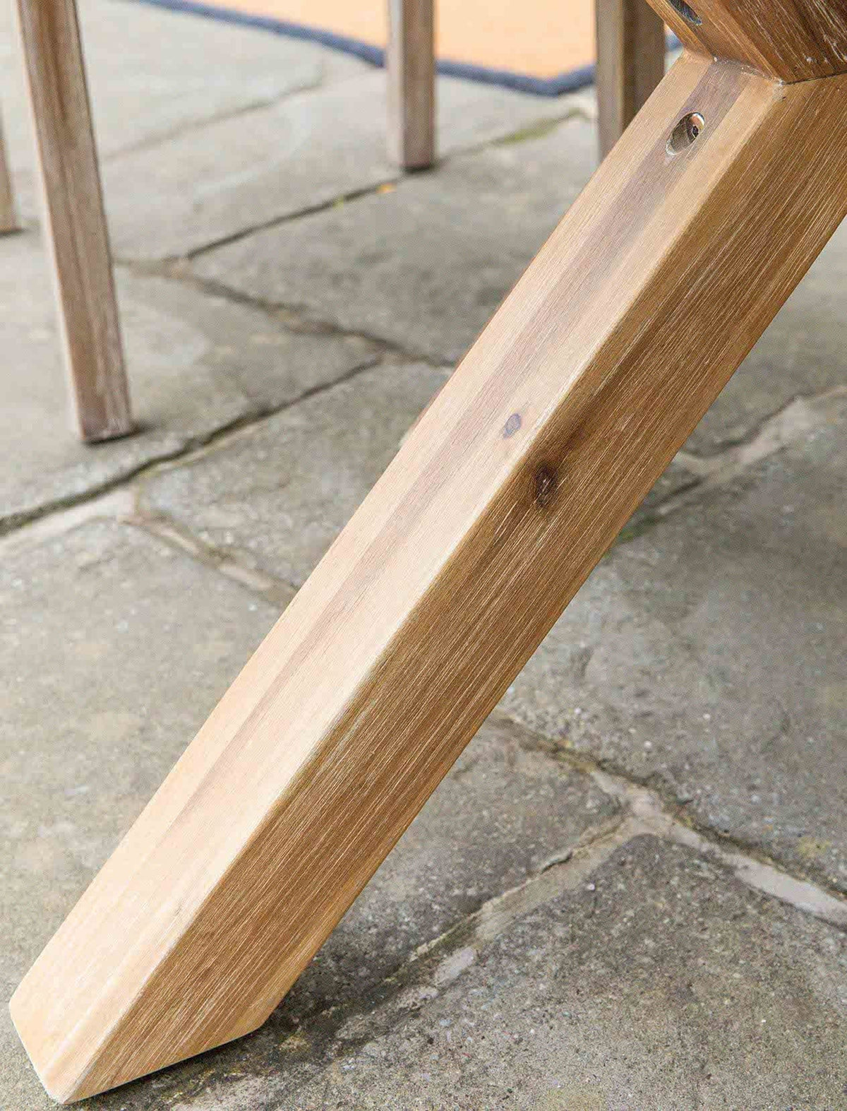 Garden Trading Dining Burford Round Dining Table 120 cm Grey House of Isabella UK