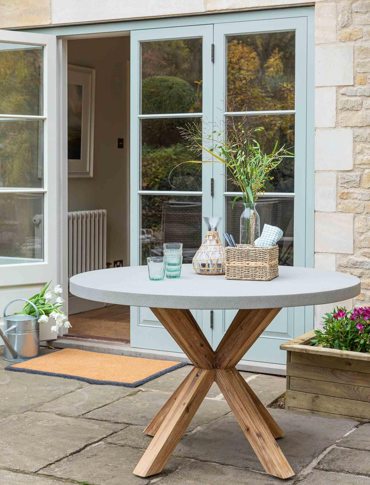 Garden Trading Dining Burford Round Dining Table 120 cm Grey House of Isabella UK