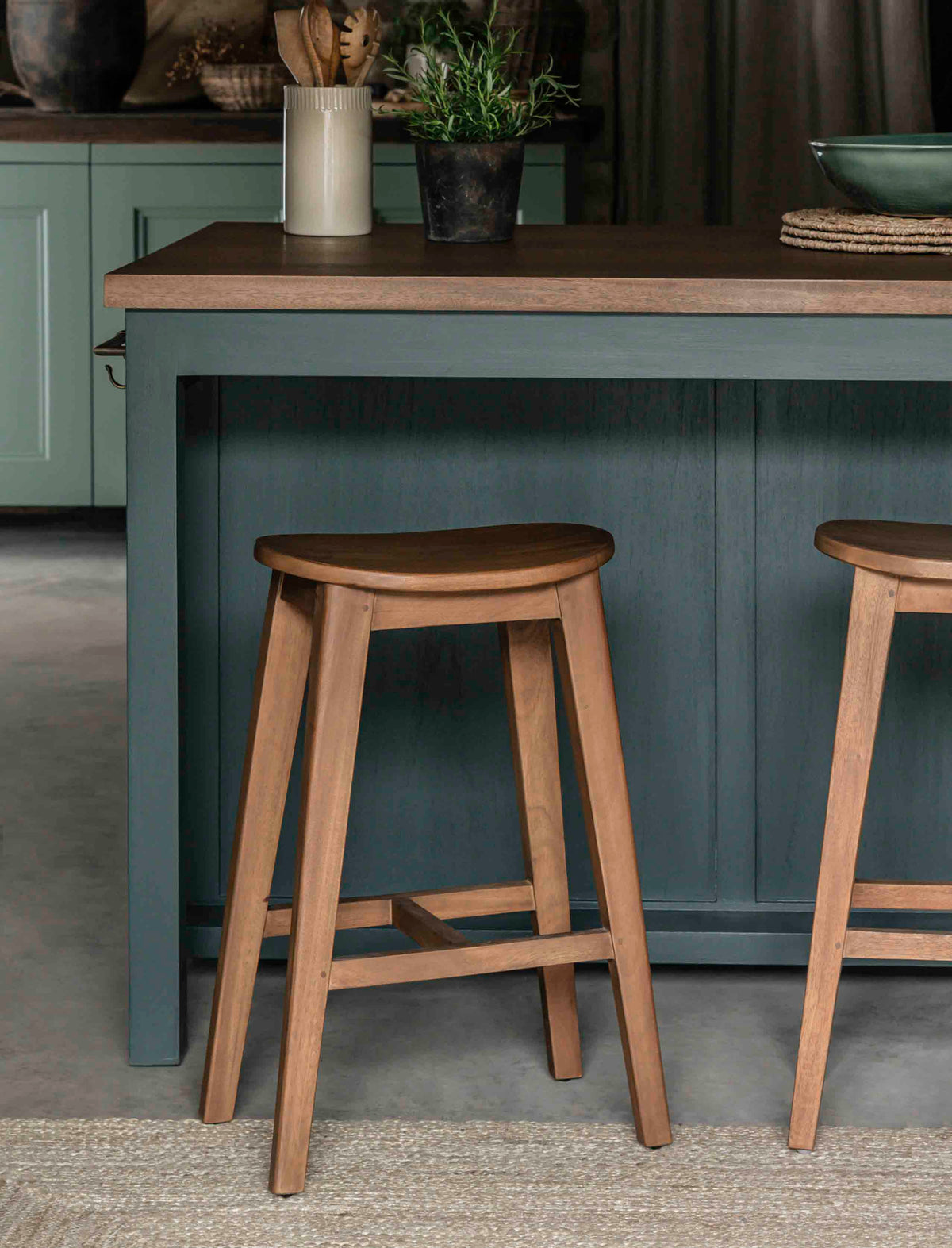 Garden Trading Dining Walcote Bar Stool Natural Wood House of Isabella UK
