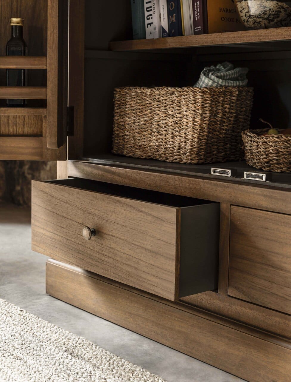 Garden Trading Dining Walcote Pantry Natural Wood House of Isabella UK