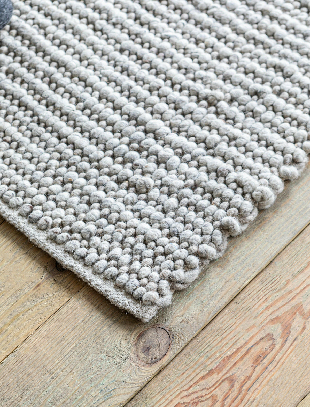 Badbury Rug - 90x150cm.