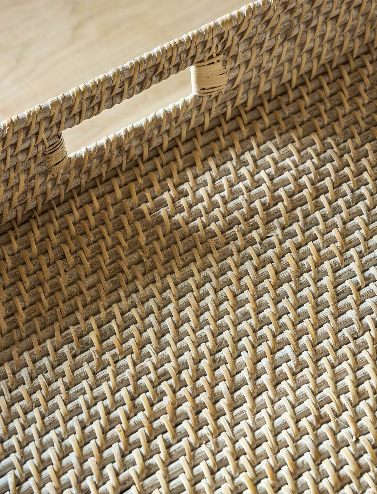 Garden Trading Living Wittering Rattan Coffee Tray Table with Stand Square House of Isabella UK