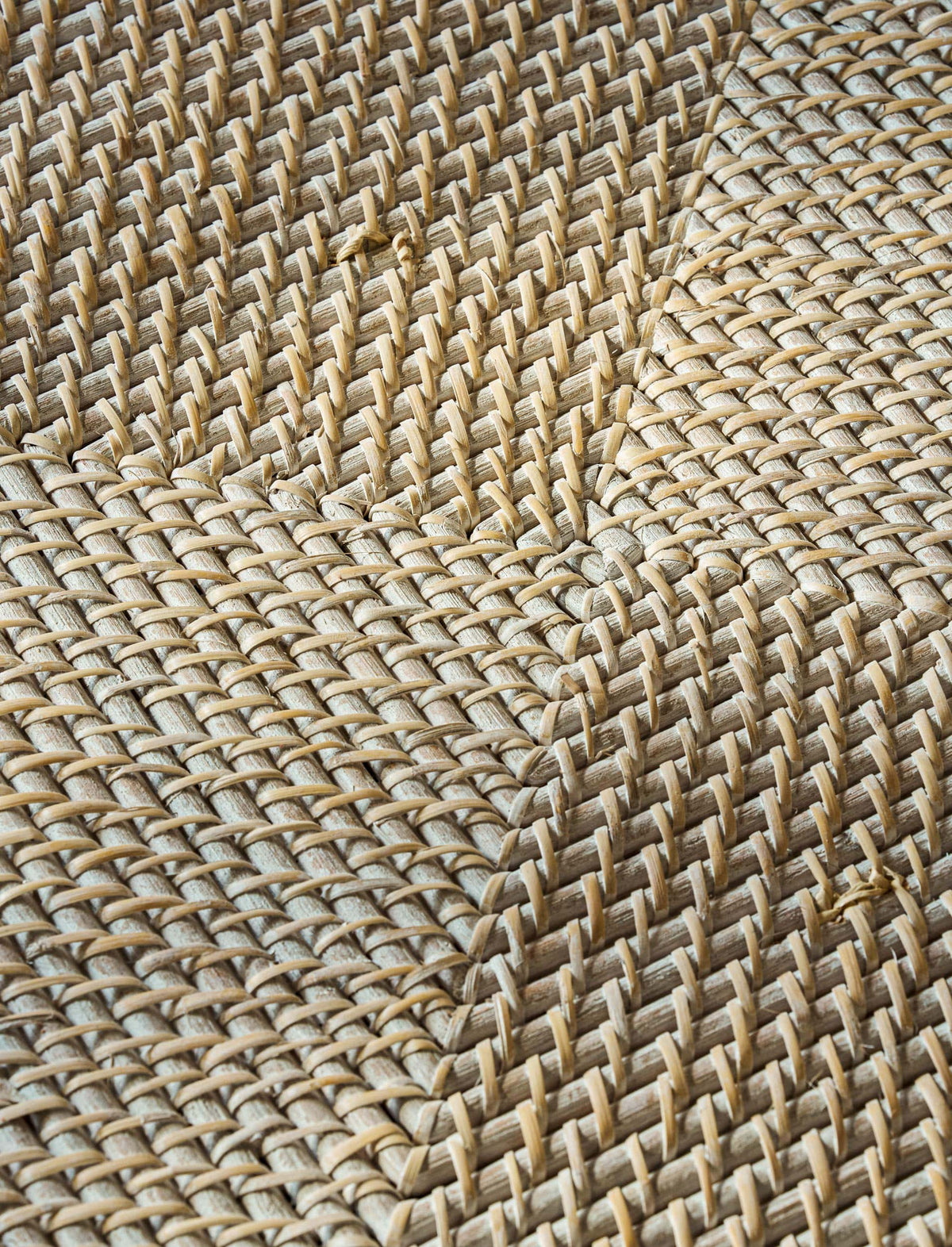 Garden Trading Living Wittering Rattan Coffee Tray Table with Stand Square House of Isabella UK