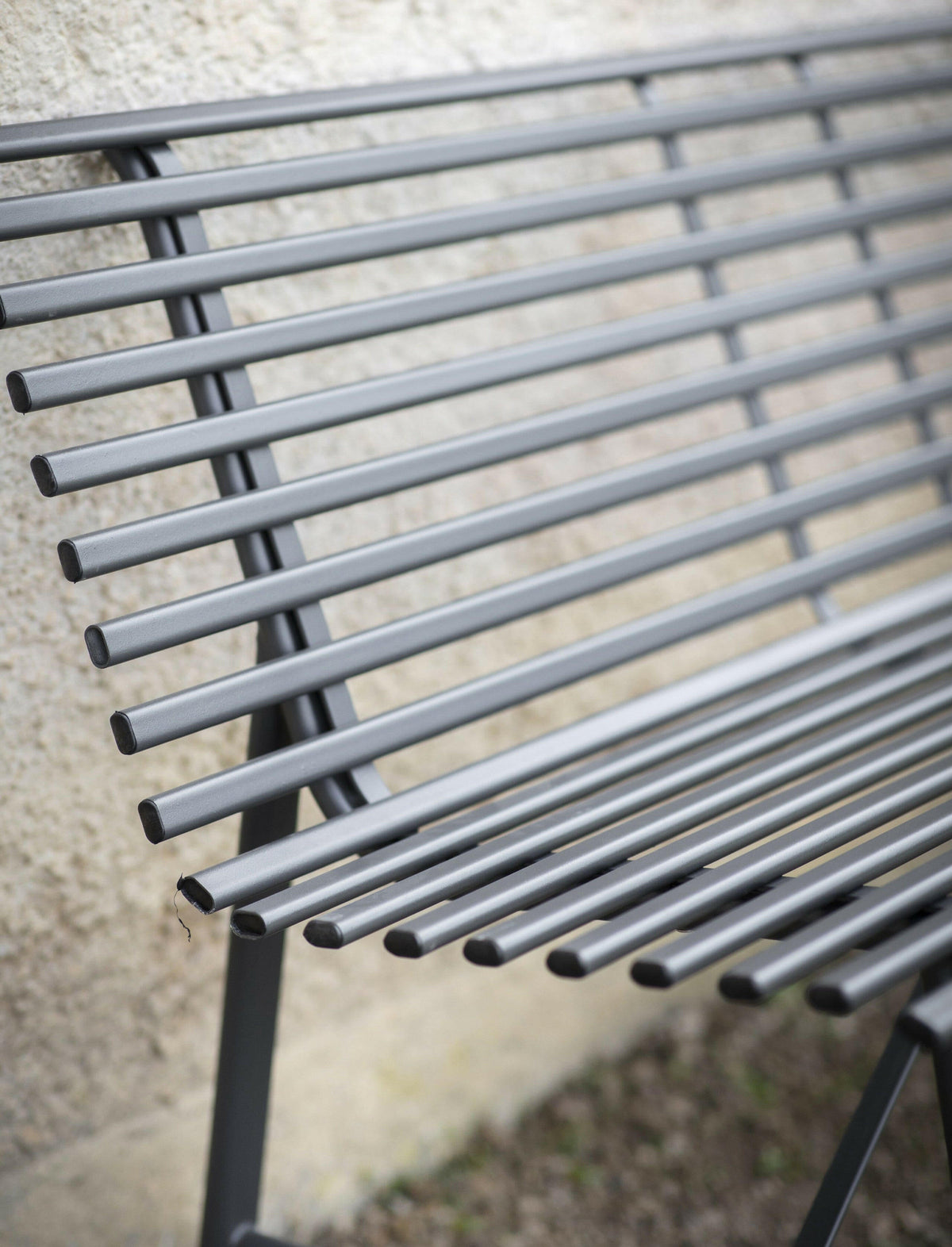 Richmond Bench - Carbon.