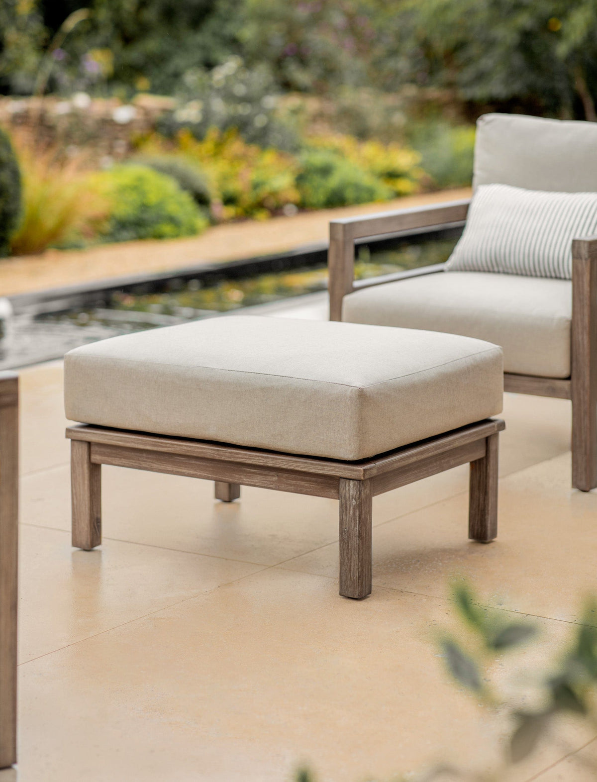 Garden Trading Outdoors Sandridge Ottoman House of Isabella UK