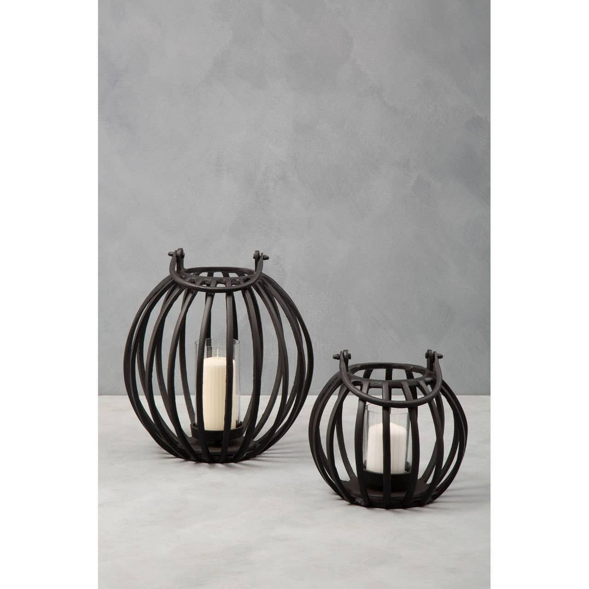 Hamilton Interiors Accessories Aura Small Matte Black Finish Lantern House of Isabella UK