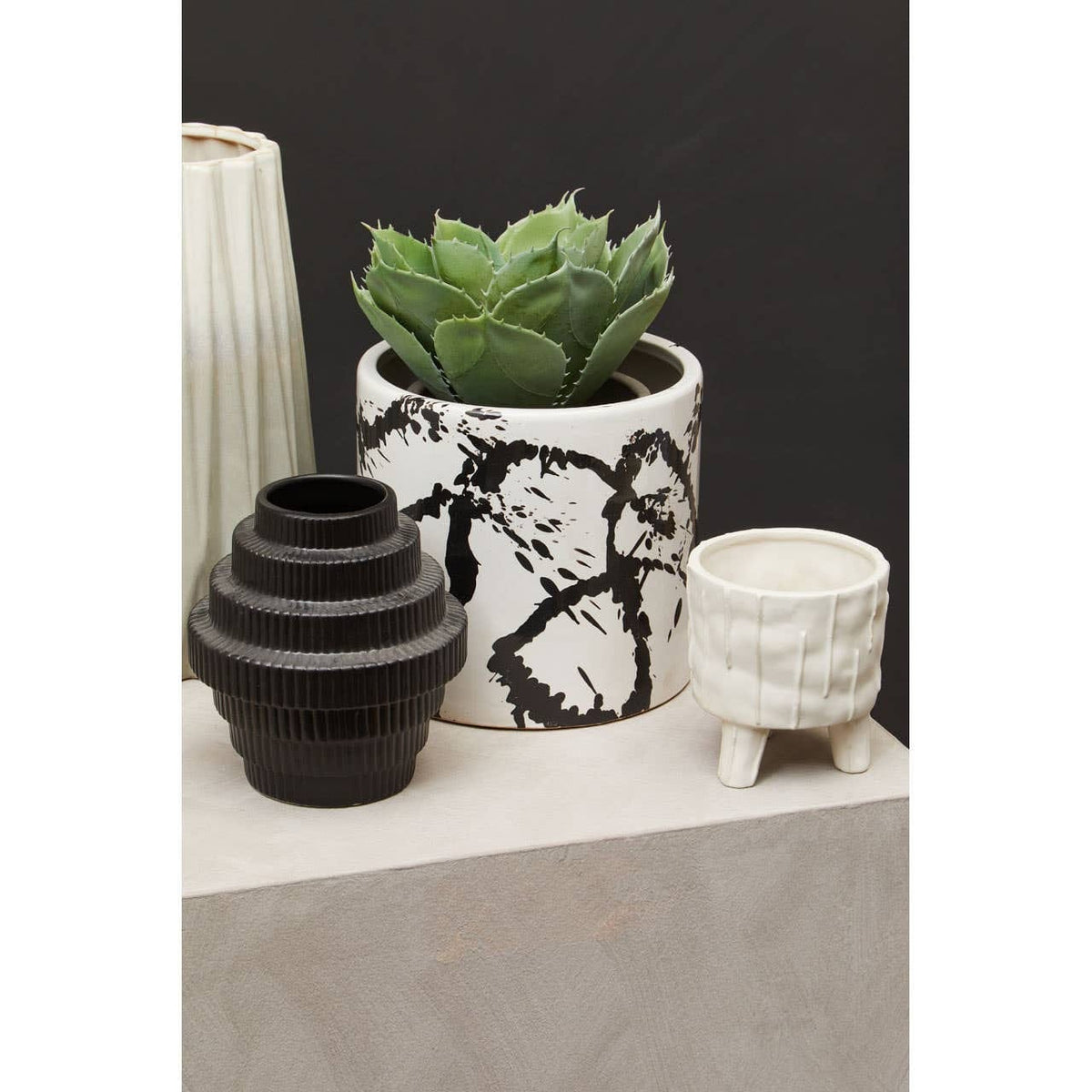 Hamilton Interiors Accessories Fara White Small Planter House of Isabella UK