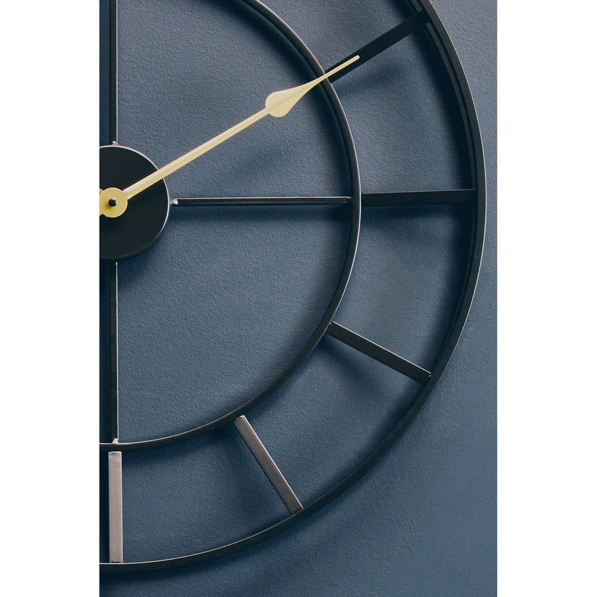 Hamilton Interiors Accessories Kent 60cm Dia Large Black Finish Metal Wall Clock House of Isabella UK