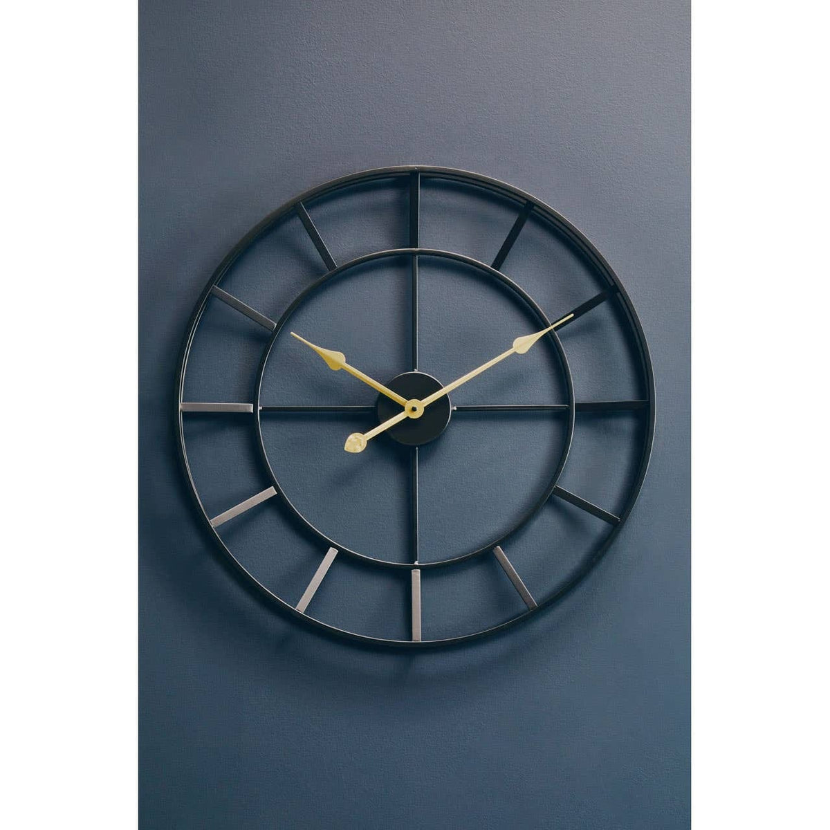 Hamilton Interiors Accessories Kent 60cm Dia Large Black Finish Metal Wall Clock House of Isabella UK