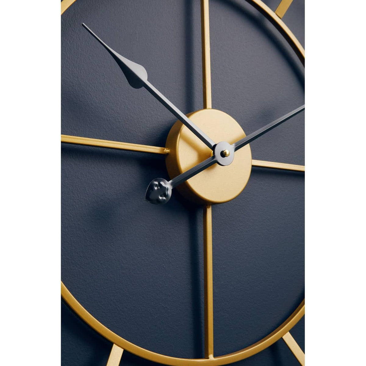 Hamilton Interiors Accessories Kent 60cm Dia Large Gold Finish Metal Wall Clock House of Isabella UK