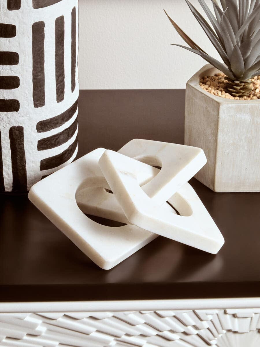 Hamilton Interiors Accessories Nason White Marble Three Link Chain House of Isabella UK