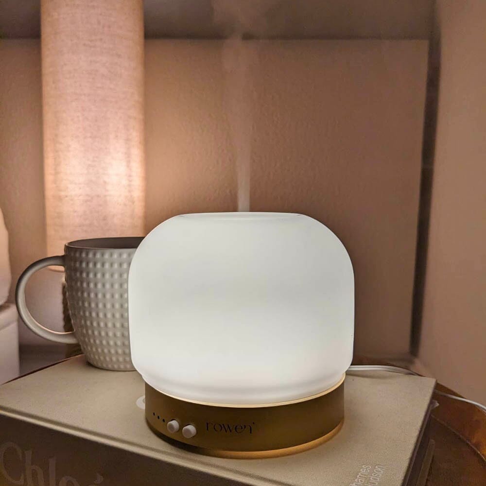 Jayla White & Gold Electronic Aroma Mist Diffuser Lamp